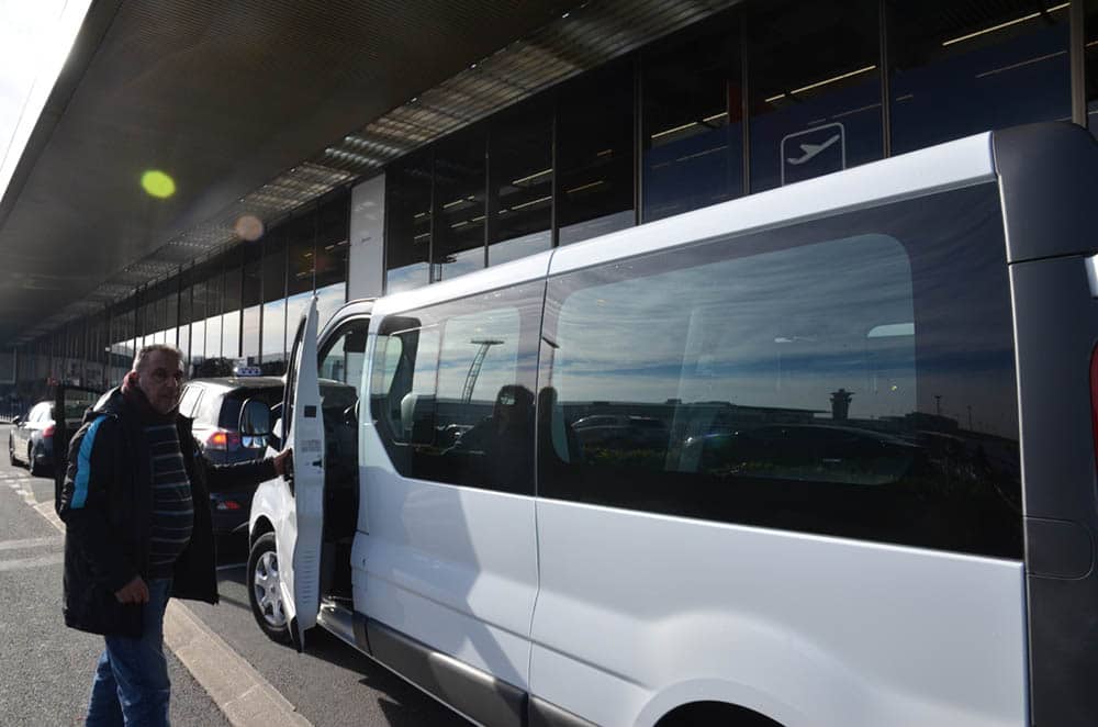 Navettes parking Orly | Gratuites, ponctuelles et sures